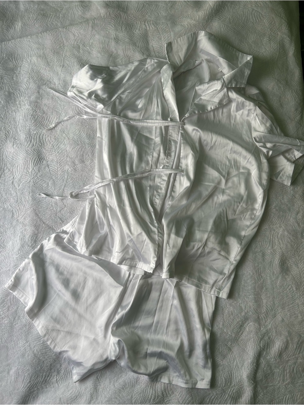 Soft and ethereal Satin sleepwear pj set NWOT with a front tie